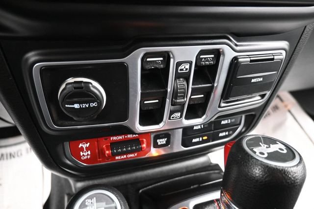 Used 2018 Jeep Wrangler Unlimited Rubicon AWD/4WD image 25