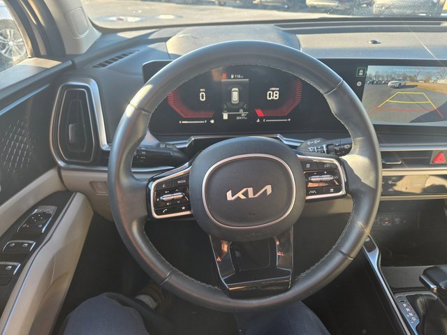 Used 2024 Kia Sorento S w/ Panoramic Sunroof Package image 17