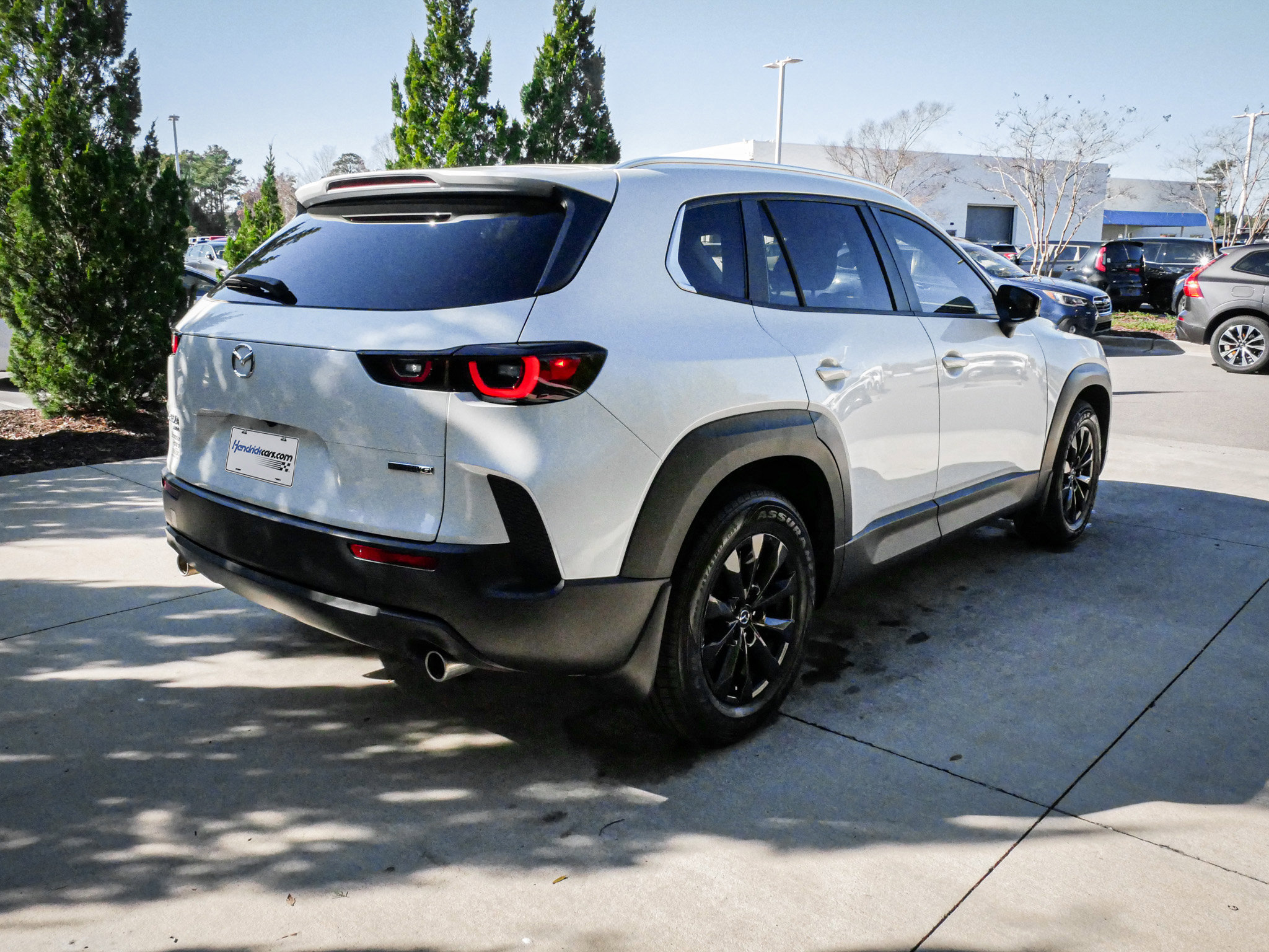 Used 2023 MAZDA CX-50 2.5 S w/ Preferred Plus Pkg image 10