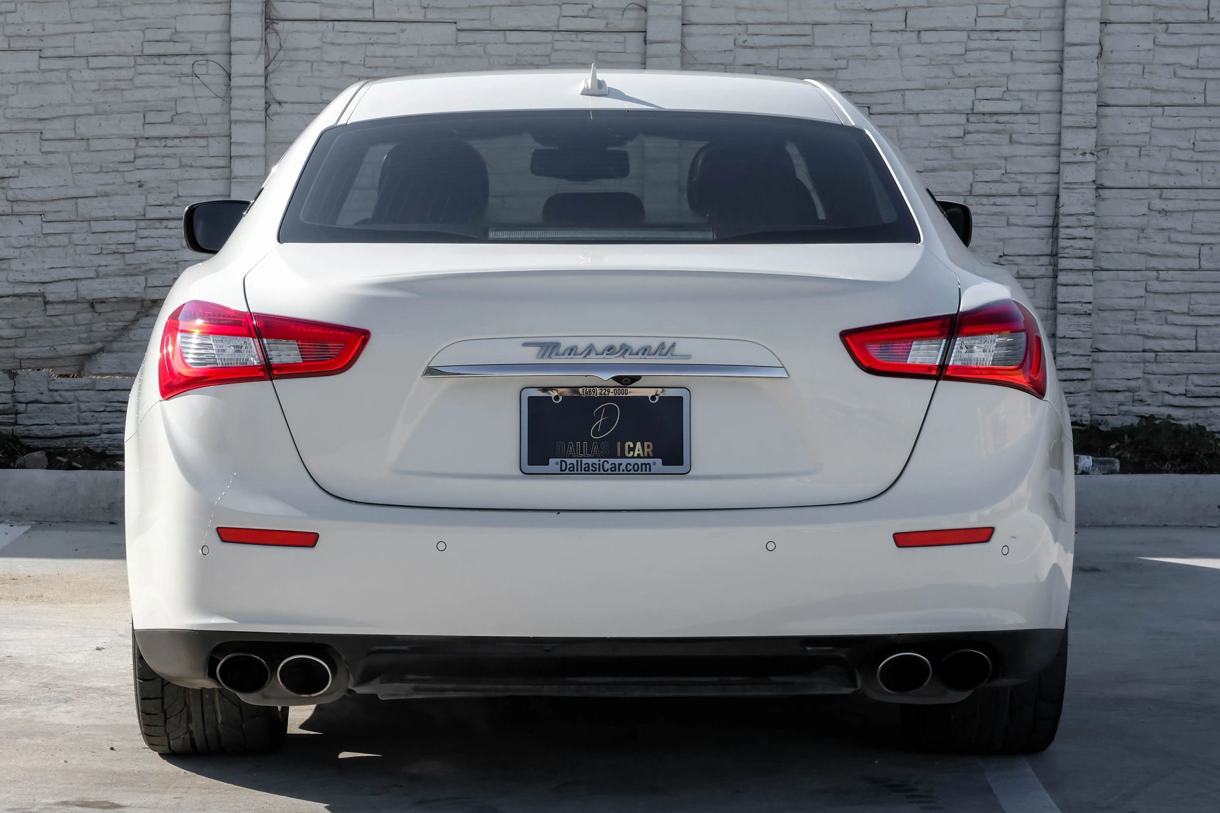 Used 2014 Maserati Ghibli image 11