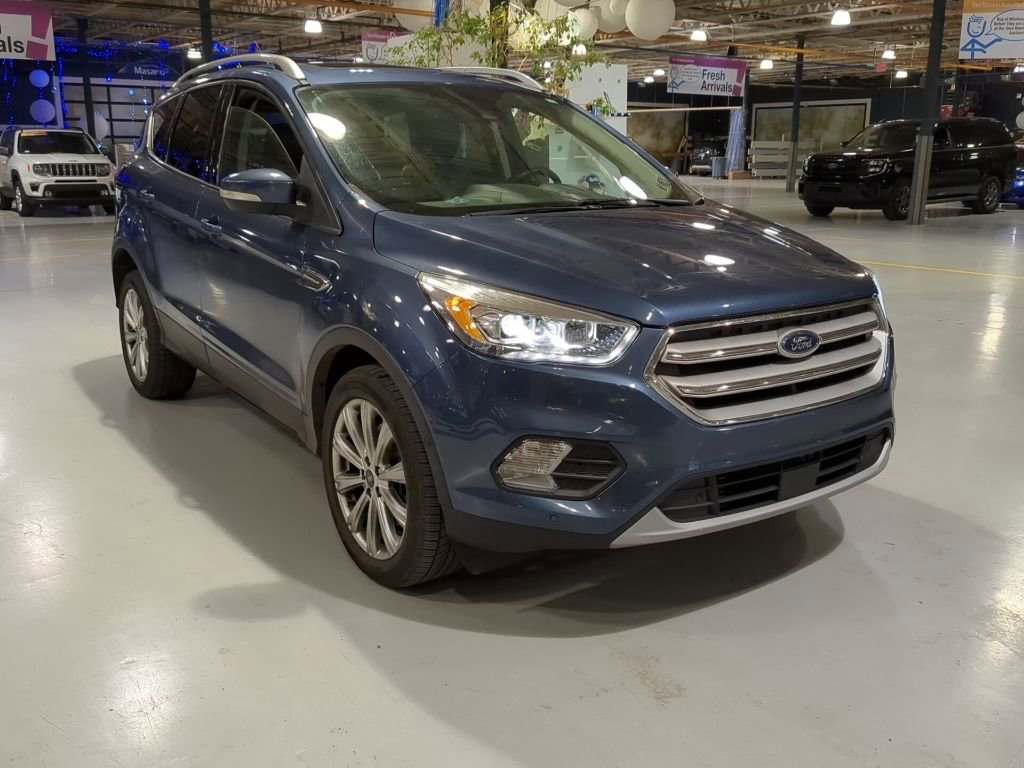 Used 2018 Ford Escape Titanium w/ Ford Safe & Smart Package image 3