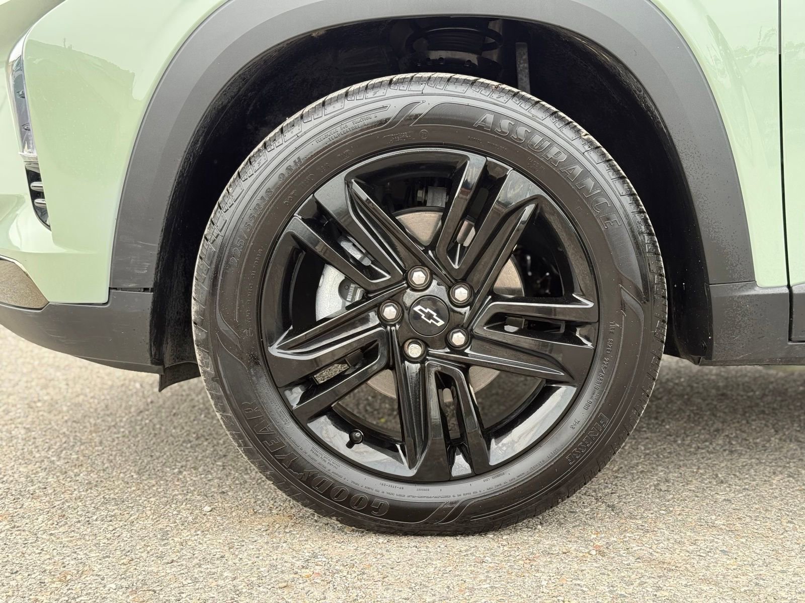Used 2025 Chevrolet Trax ACTIV FWD image 11