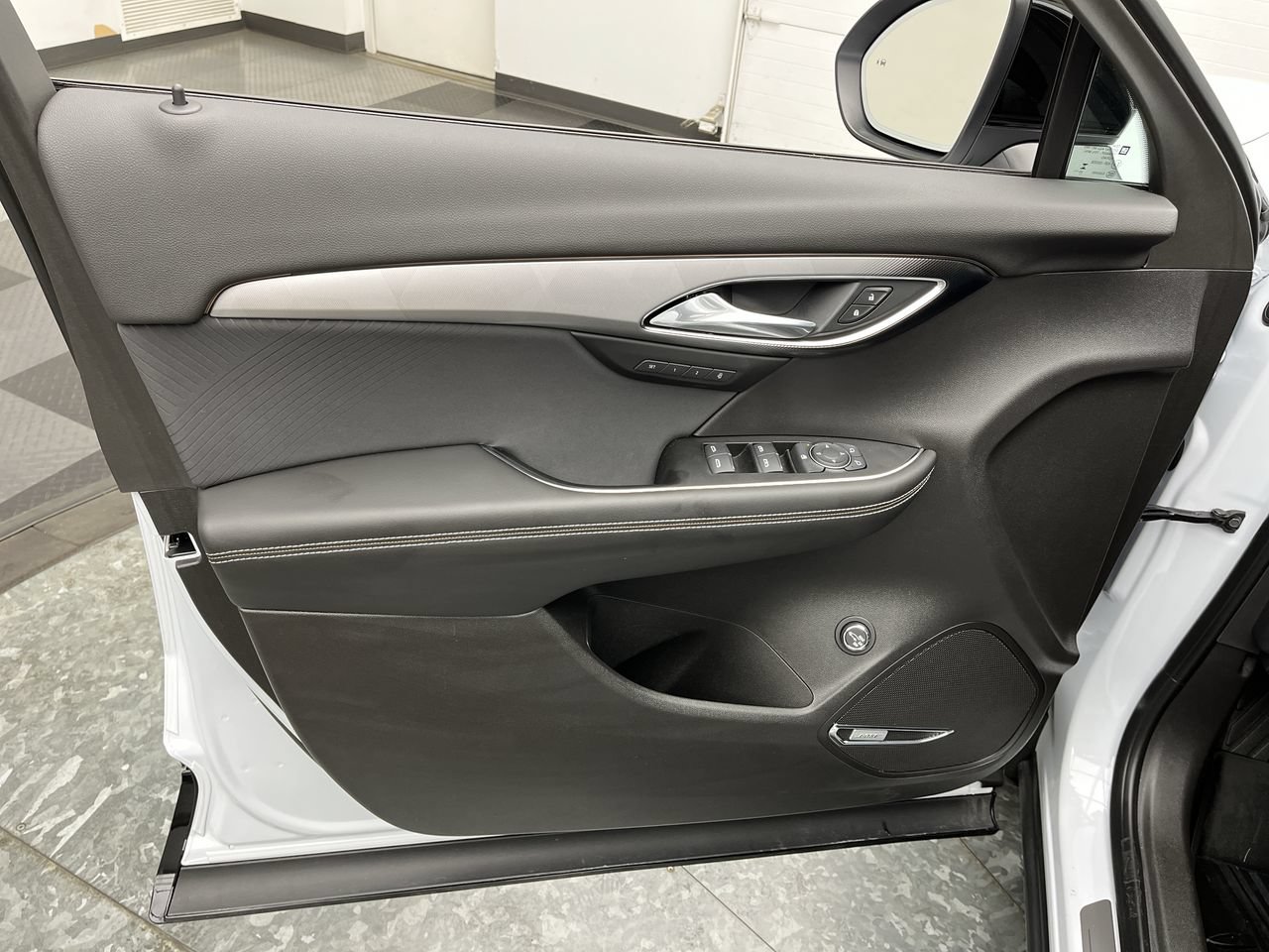 Used 2026 Buick Envision Sport Touring AWD/4WD image 8
