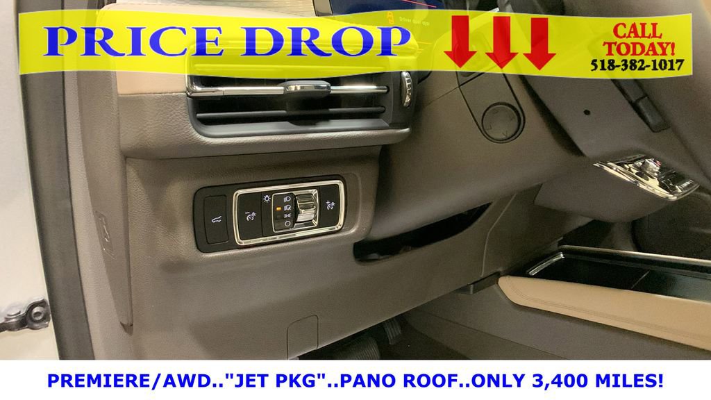 Used 2024 Lincoln Corsair AWD w/ Equipment Group 101A image 30