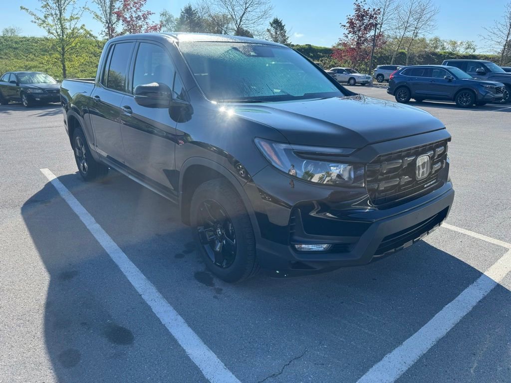 Used 2025 Honda Ridgeline Black Edition image 1