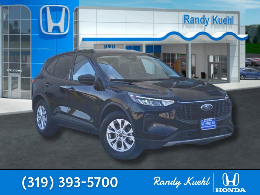 Used 2025 Ford Escape Active image 1