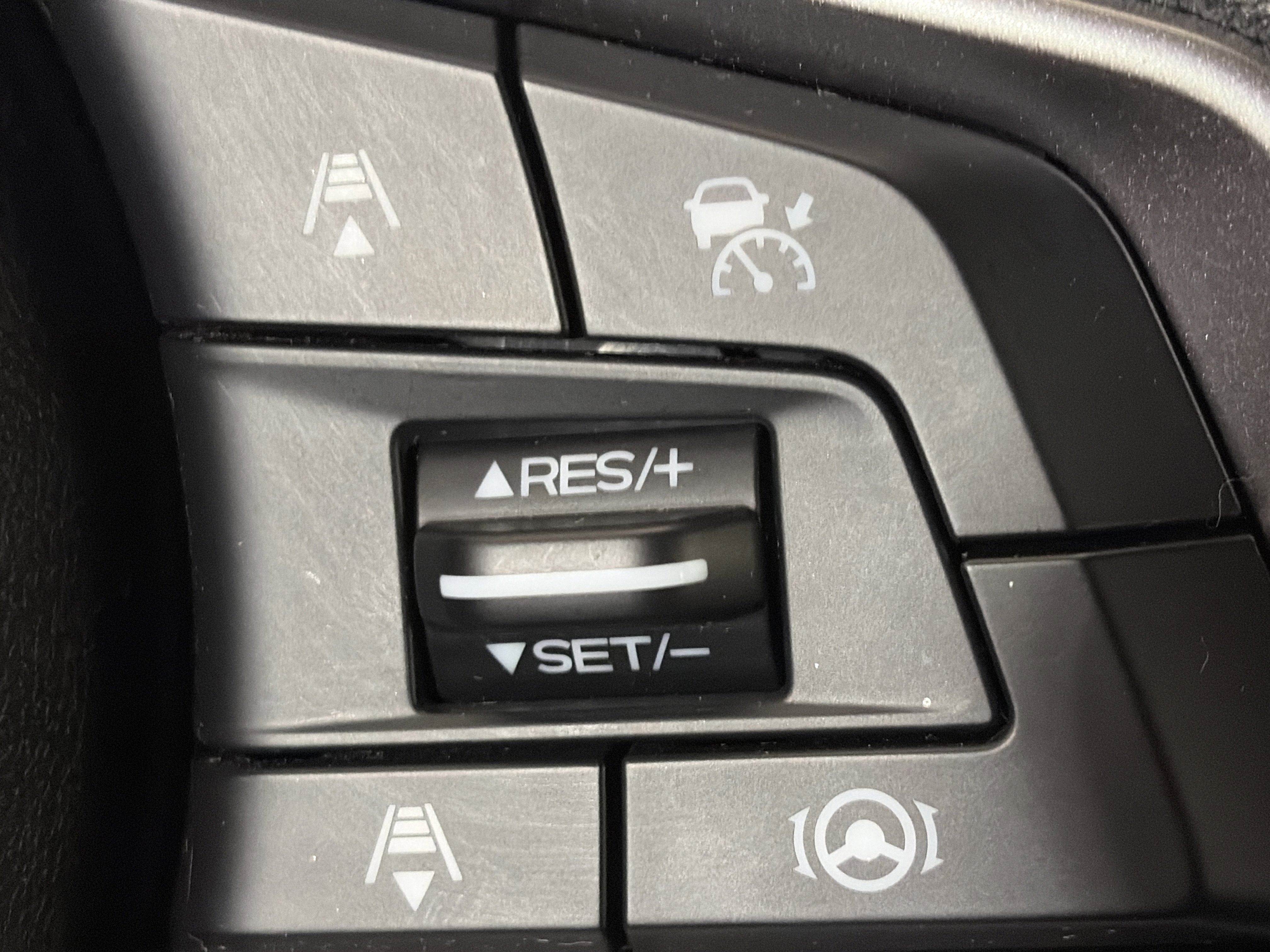 Certified 2023 Subaru Crosstrek 2.0i image 18