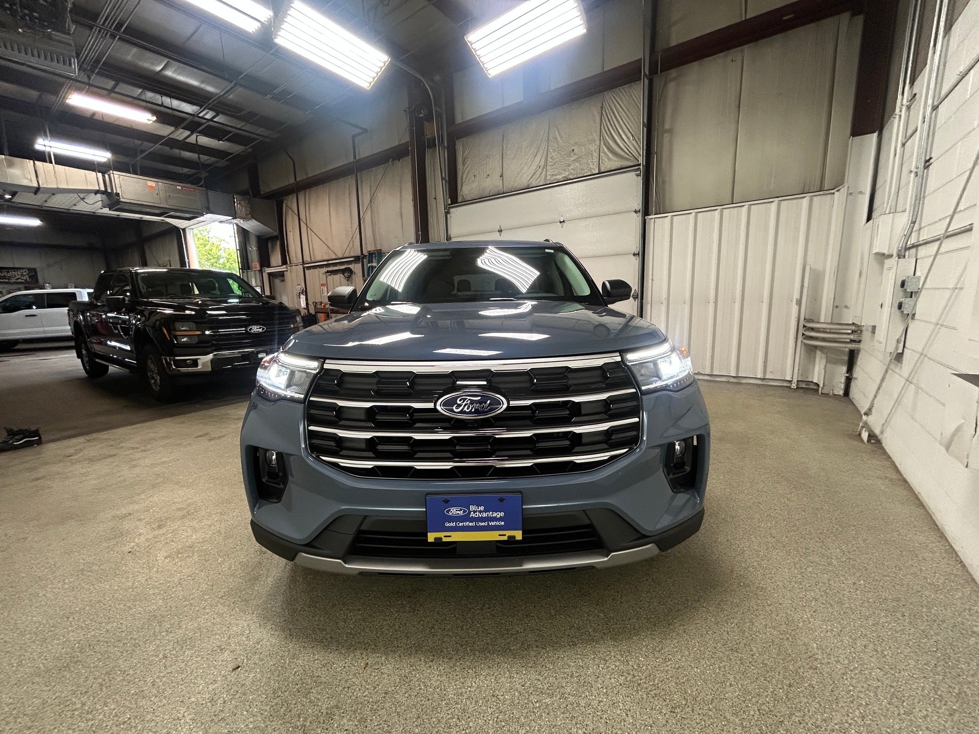 Used 2025 Ford Explorer Active w/ Active Comfort Package AWD/4WD image 26