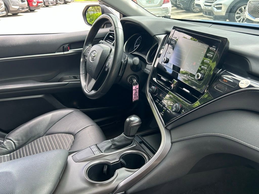 Used 2023 Toyota Camry SE image 32