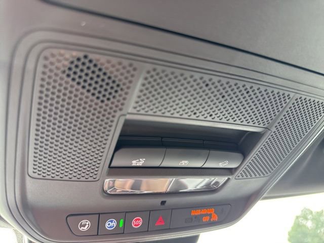 New 2026 Chevrolet Traverse Z71 w/ Driver Confidence Package image 32