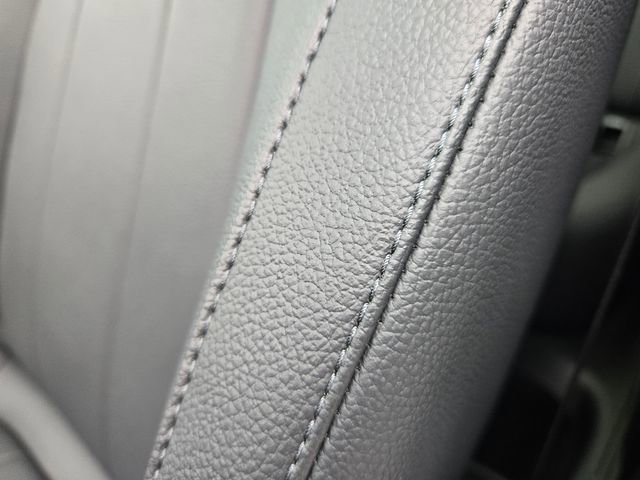 Certified 2025 Mercedes-Benz GLA 250 4MATIC image 16