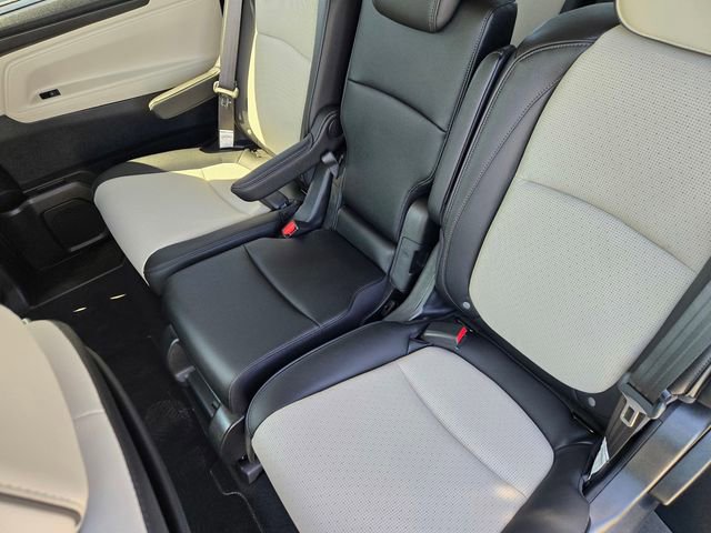 New 2026 Honda Odyssey Elite image 18