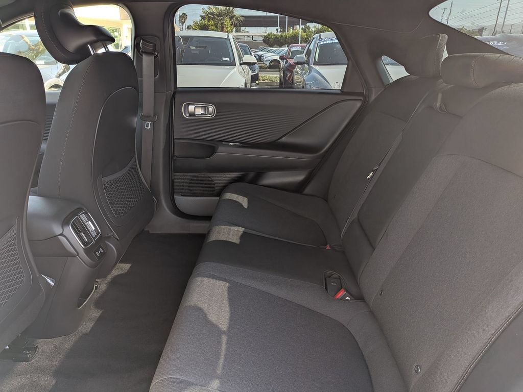 Used 2024 Hyundai Ioniq 6 SE RWD image 29