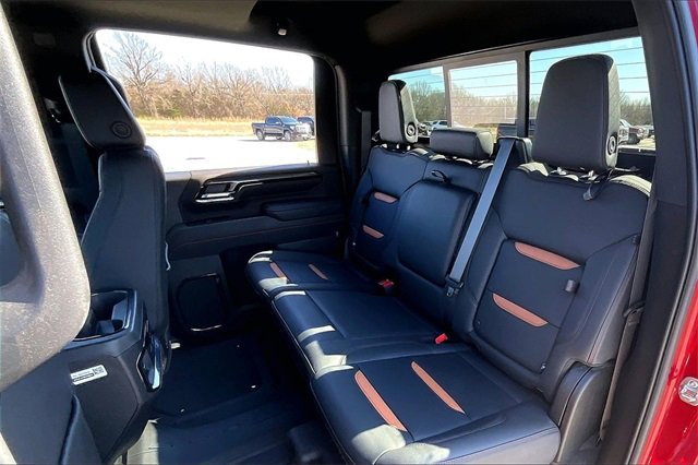 Used 2025 GMC Sierra 3500 AT4 w/ AT4 Premium Plus Package image 23