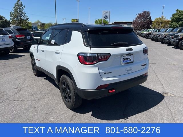 Used 2023 Jeep Compass Trailhawk AWD/4WD image 3