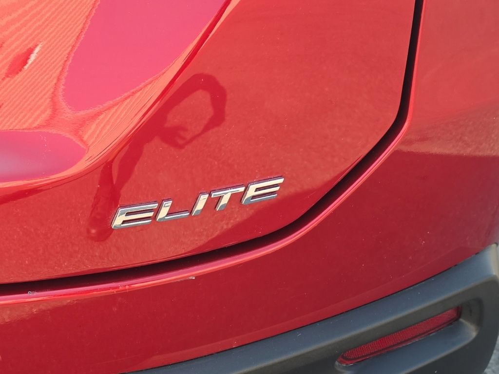 Certified 2025 Honda Pilot Elite image 8