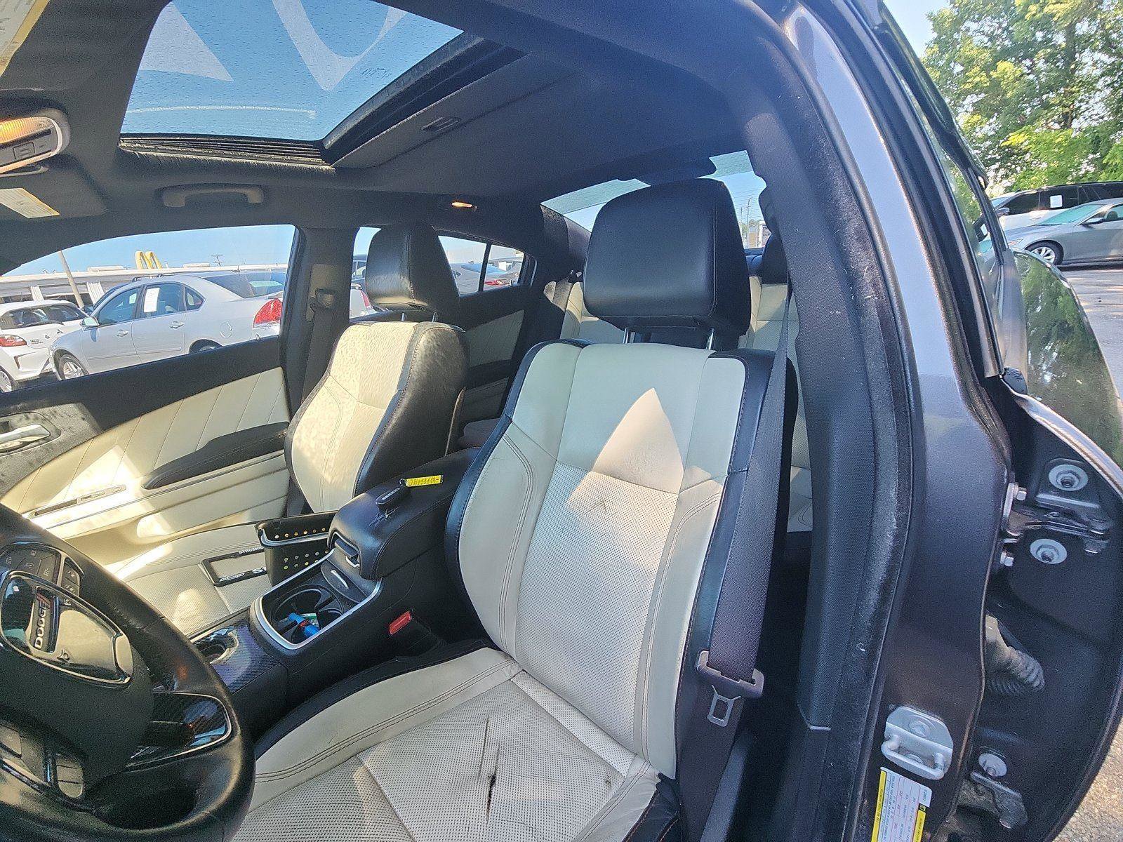 Used 2015 Dodge Charger R/T w/ Plus Group RWD image 19