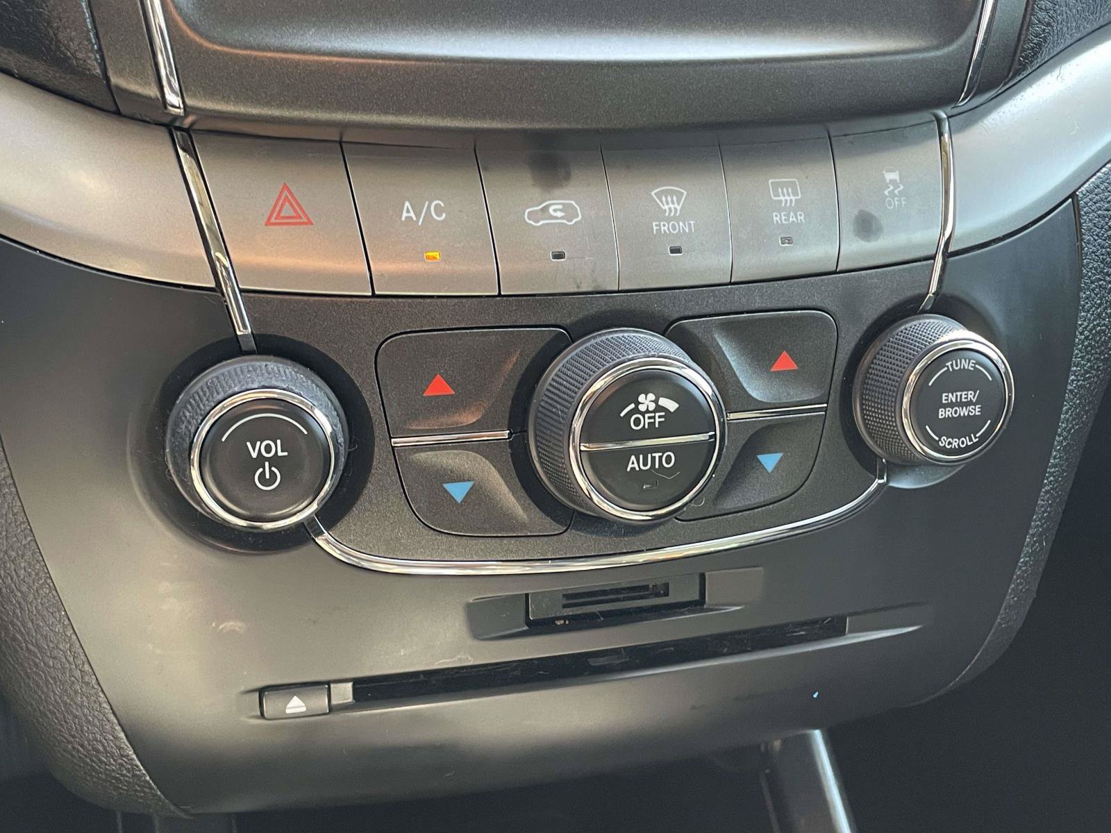 Used 2016 Dodge Journey Crossroad FWD image 28
