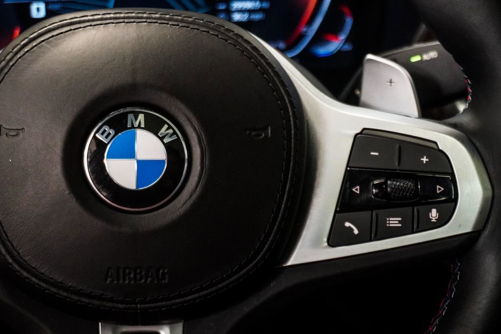 Used 2023 BMW X4 M40i AWD/4WD image 16
