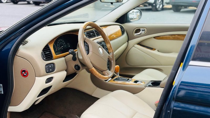Used 2003 Jaguar S-TYPE 3.0 RWD image 7