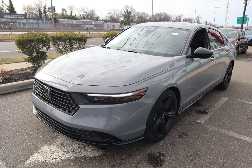Used 2024 Honda Accord Sport image 8