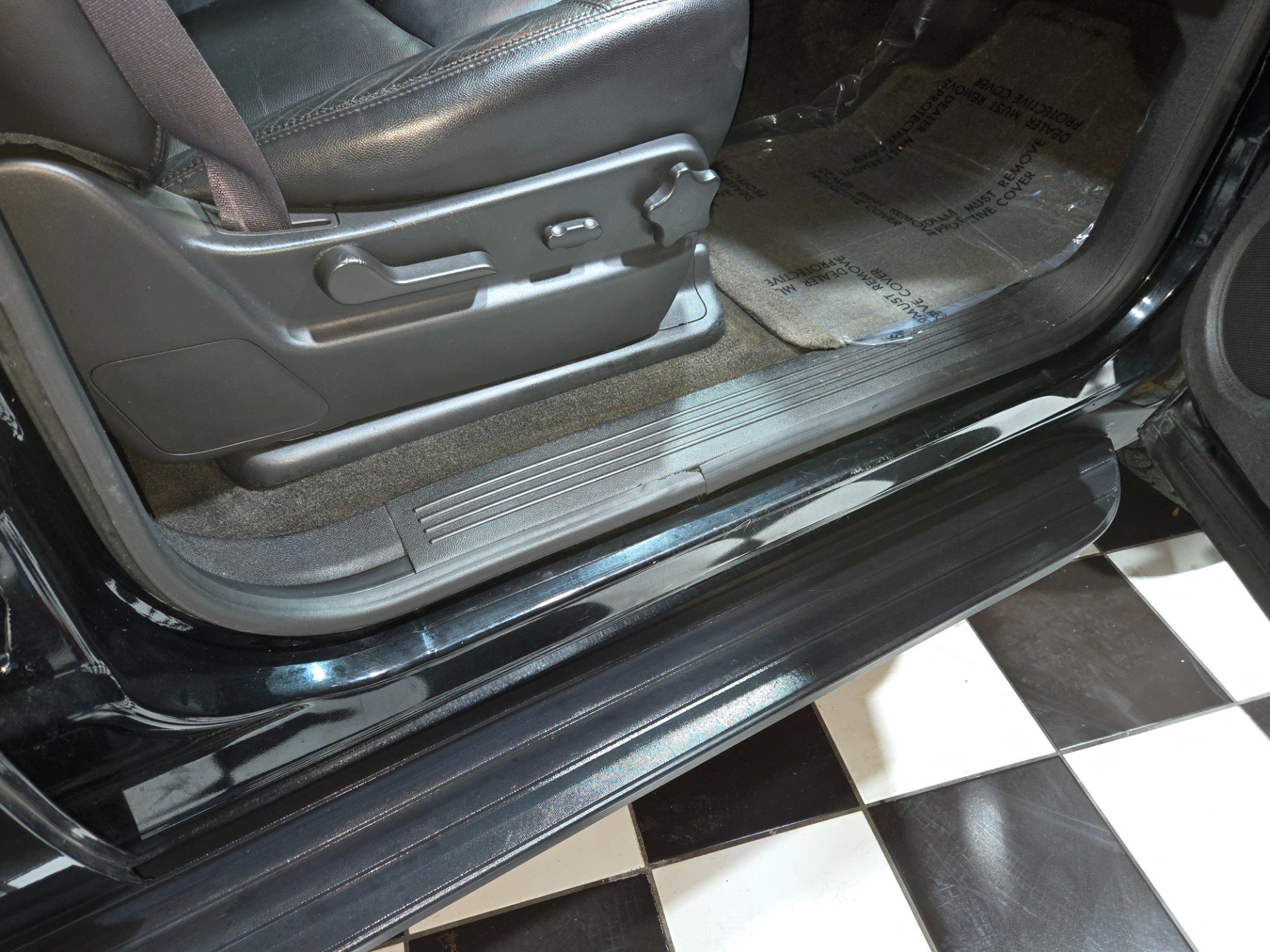 Used 2012 Chevrolet Avalanche LT w/ All-Star Edition image 82