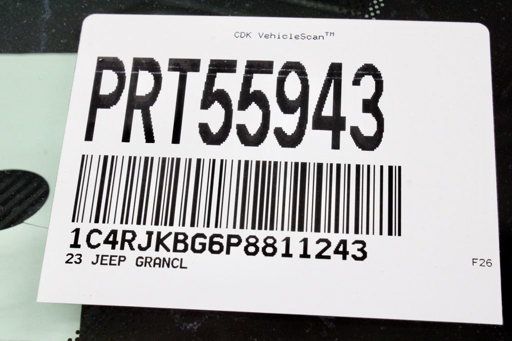 Used 2023 Jeep Grand Cherokee L Limited w/ Trailer Tow Group (B) AWD/4WD image 38