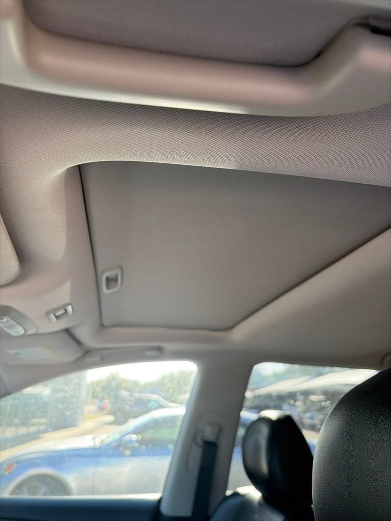 Certified 2020 Nissan Pathfinder Platinum w/ Cargo Package FWD image 17