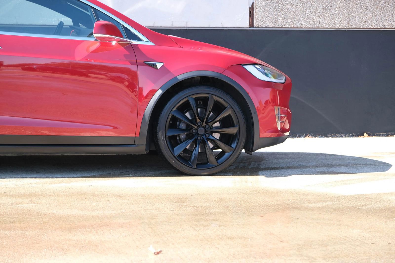 Used 2018 Tesla Model X 75D AWD/4WD image 13