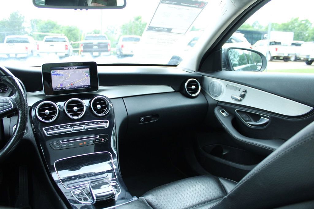 Used 2015 Mercedes-Benz C 300 4MATIC Sedan image 16