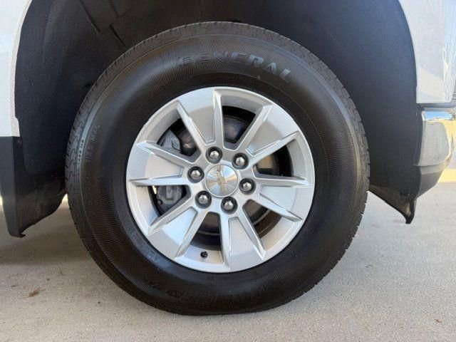 Used 2020 Chevrolet Silverado 1500 LT w/ Convenience Package image 43