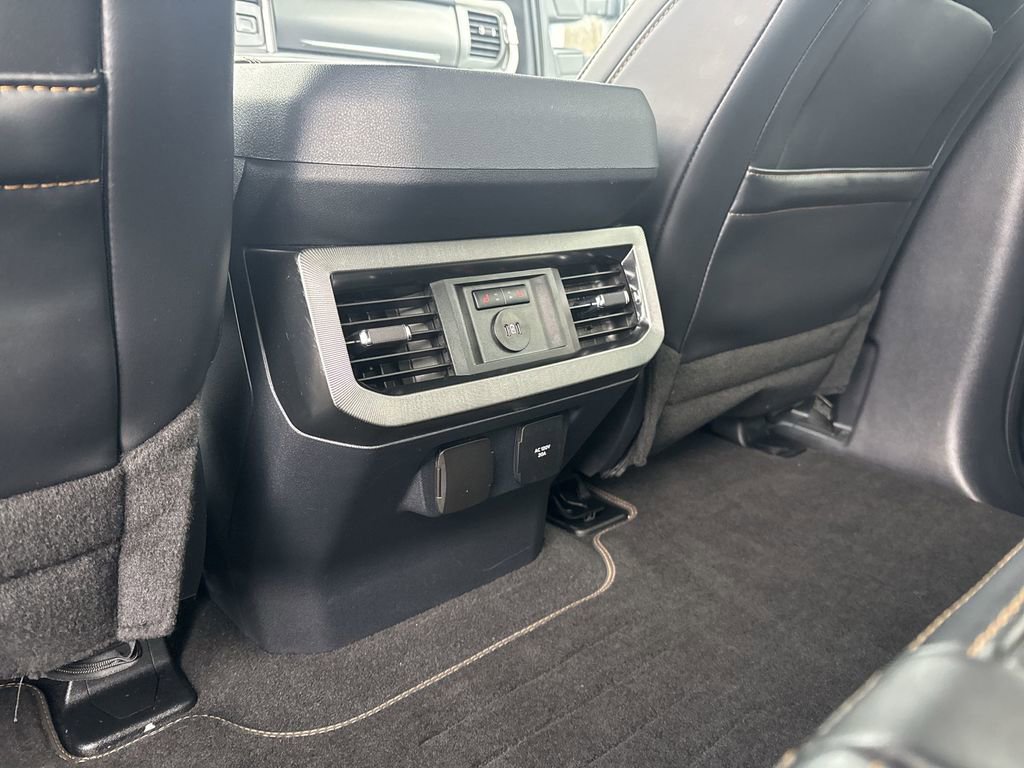 Certified 2024 Ford F350 Platinum w/ Tremor Off-Road Package image 28