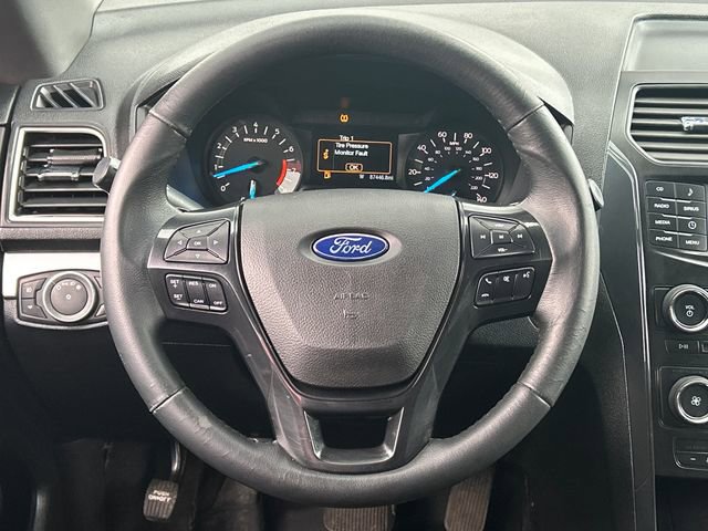 Used 2017 Ford Explorer XLT image 15