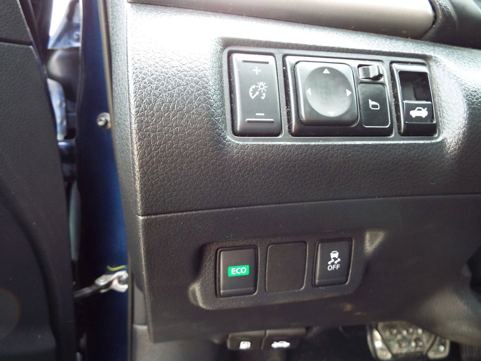 Used 2019 Nissan Sentra SV FWD image 14