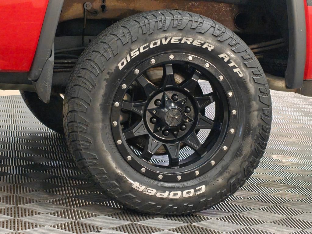 Used 2015 GMC Sierra 1500 SLE w/ SLE Value Package image 47