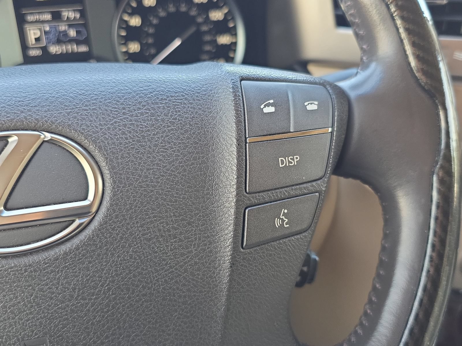 Used 2015 Lexus LX 570 4WD w/ Luxury Package image 15