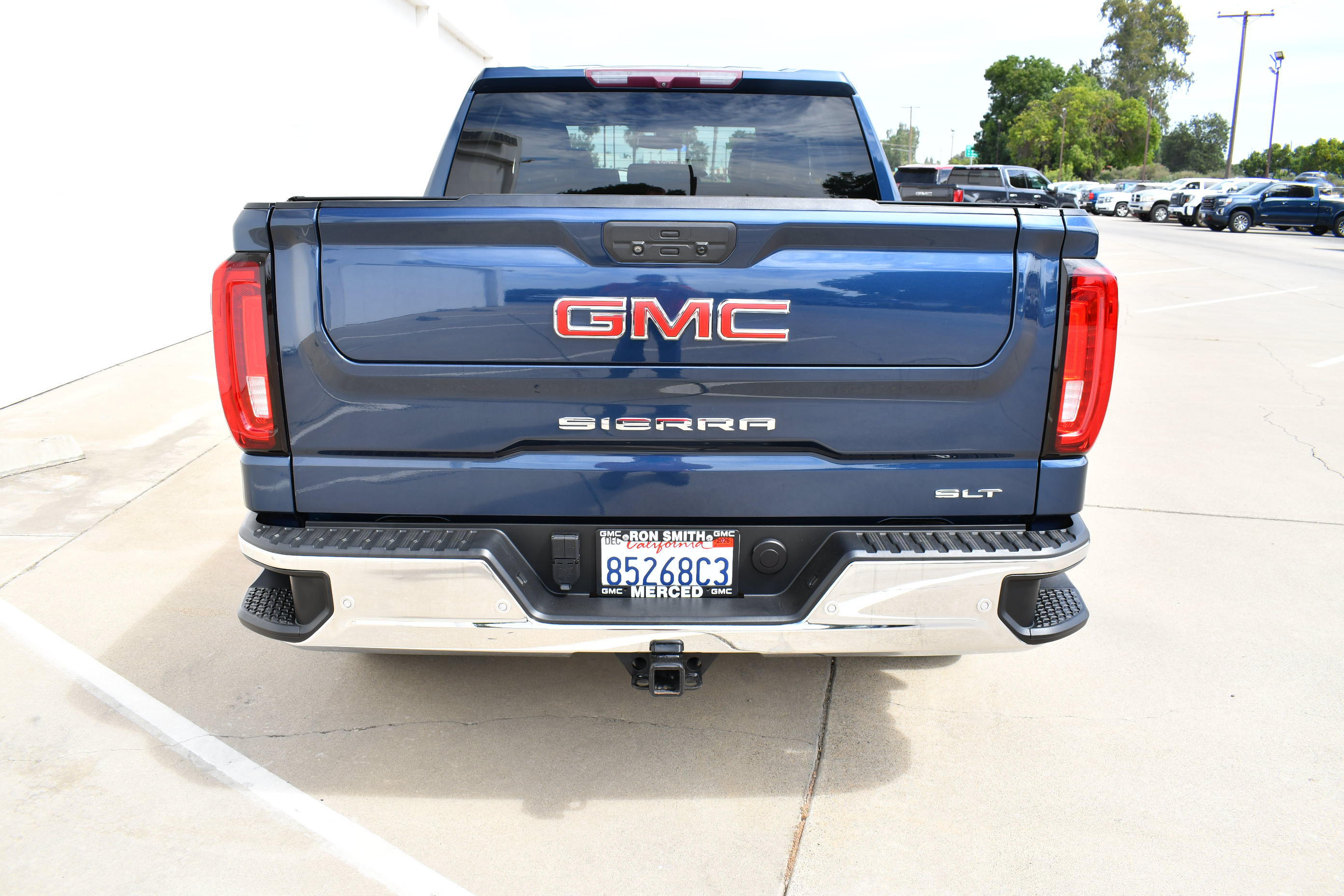 Used 2020 GMC Sierra 1500 SLT w/ Driver Alert Package I RWD image 9