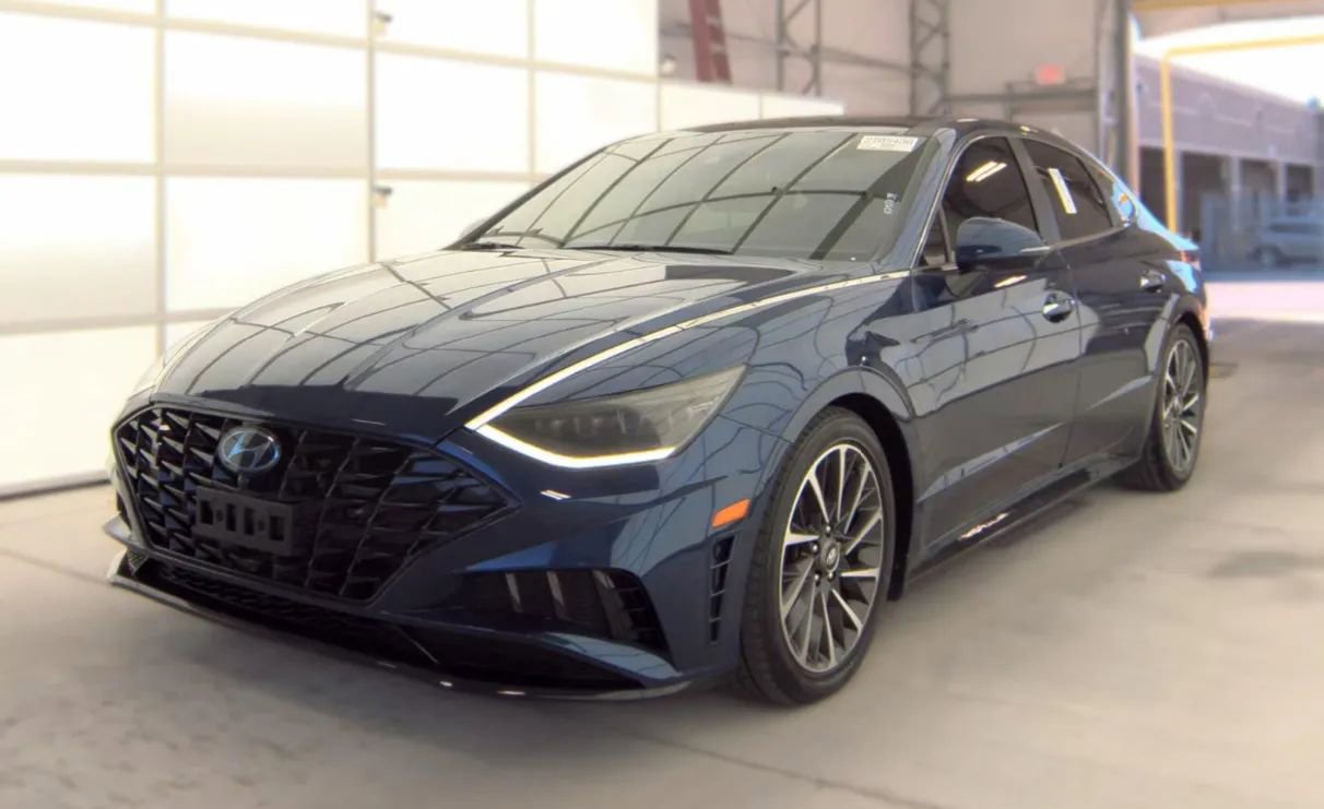Used 2020 Hyundai Sonata Limited FWD image 1