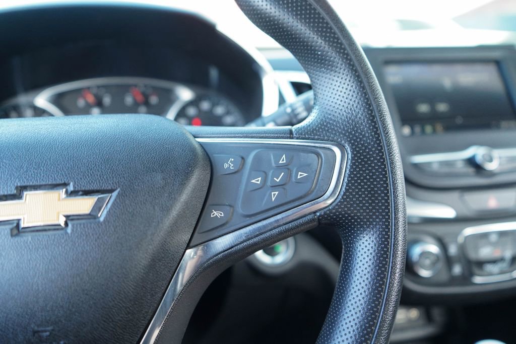 Used 2021 Chevrolet Equinox LT image 23