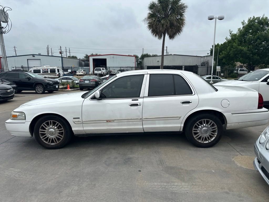 Used 2009 Mercury Grand Marquis LS RWD image 8