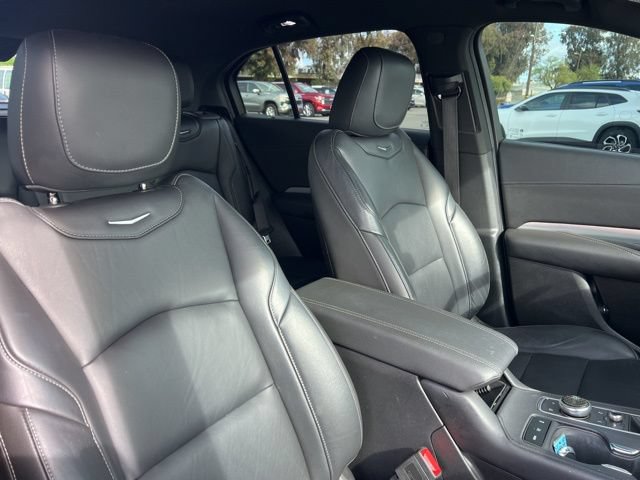 Used 2019 Cadillac XT4 Premium Luxury w/ Cold Weather Package FWD image 28