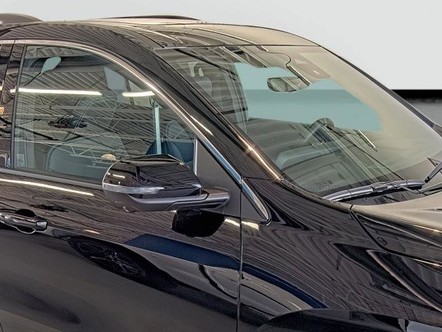 New 2026 Chevrolet Traverse LT w/ Sun and Wheel Package image 15