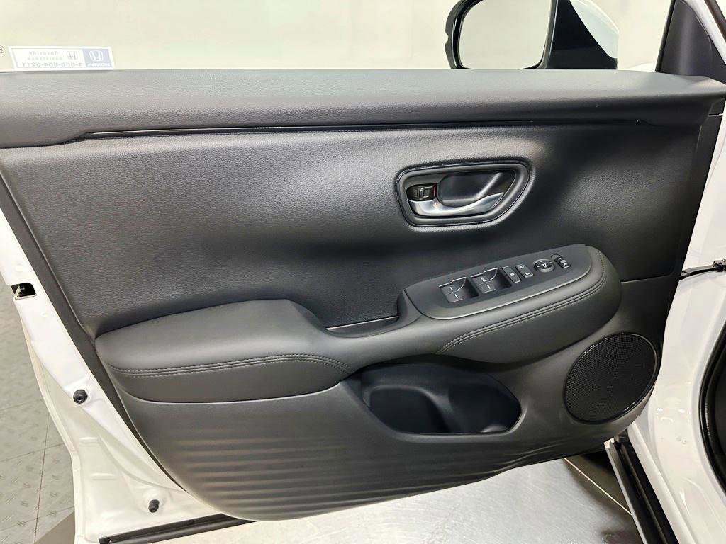 New 2026 Honda HR-V LX image 11