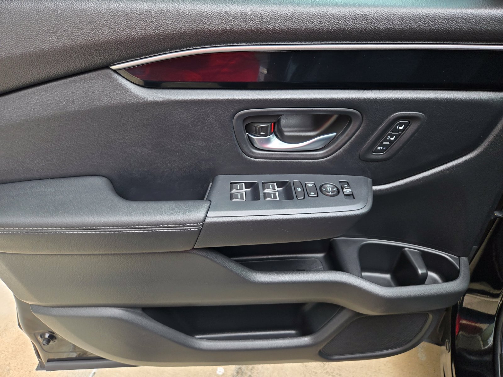 Used 2025 Honda Pilot Touring image 33