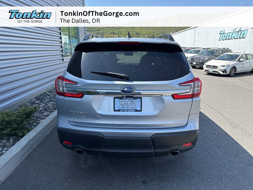 Used 2024 Subaru Ascent Premium w/ Convenience Package image 5