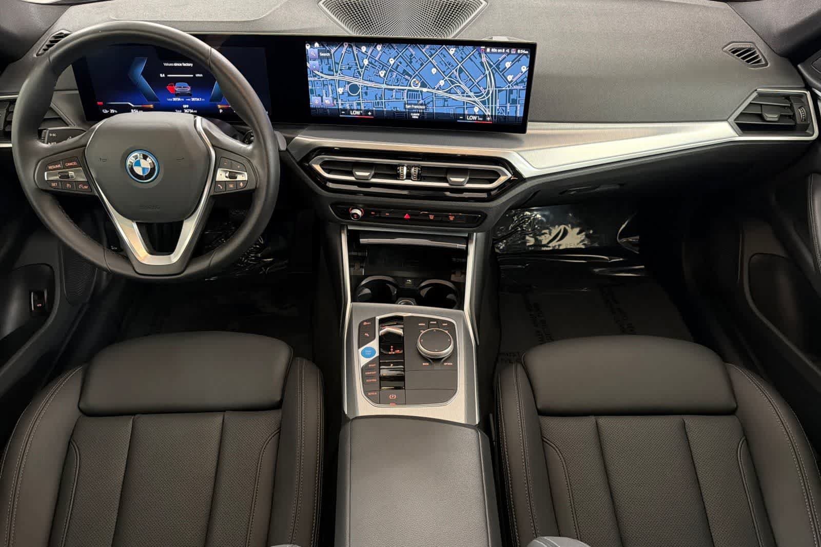 Used 2023 BMW i4 eDrive35 RWD image 3