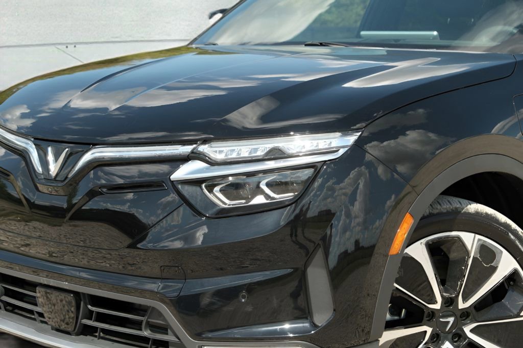 New 2025 VinFast VF 8 Plus image 28