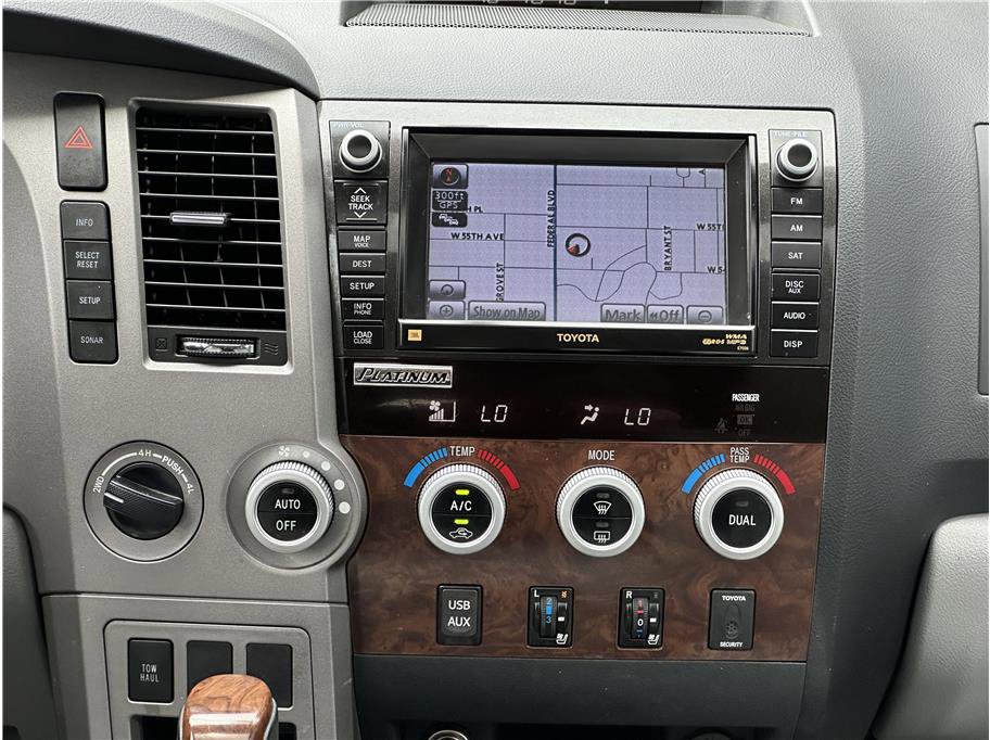 Used 2010 Toyota Tundra Limited AWD/4WD image 23