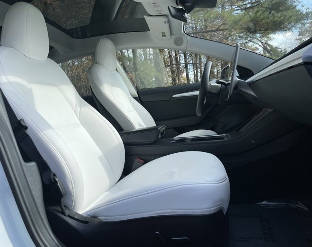 Used 2022 Tesla Model 3 Standard Range image 20