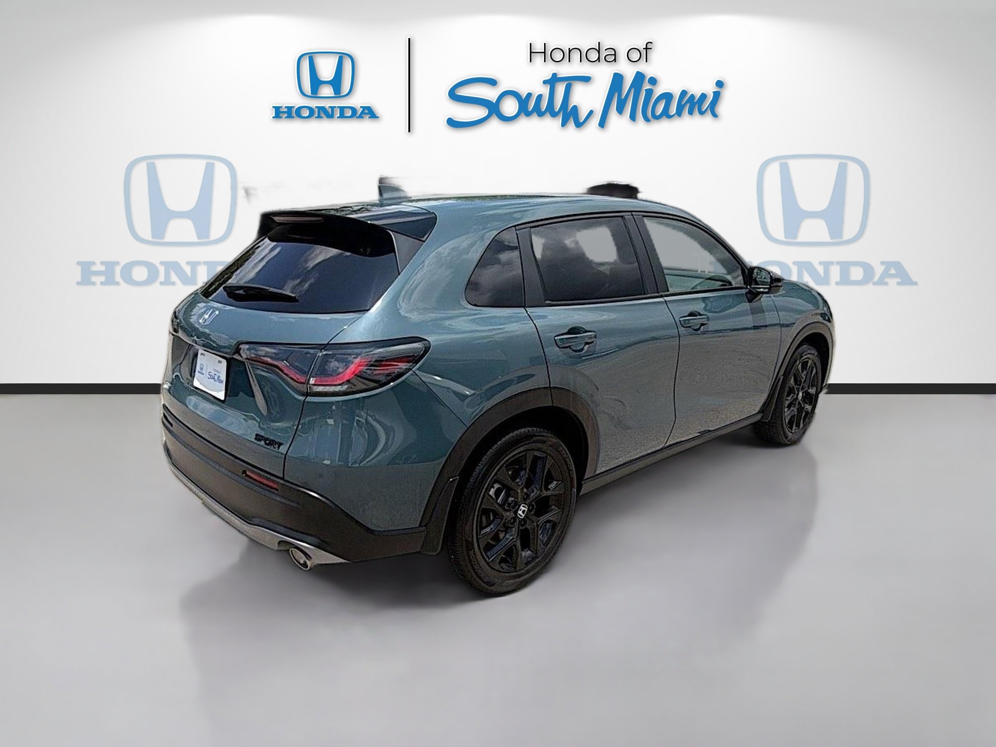 Certified 2025 Honda HR-V Sport image 7